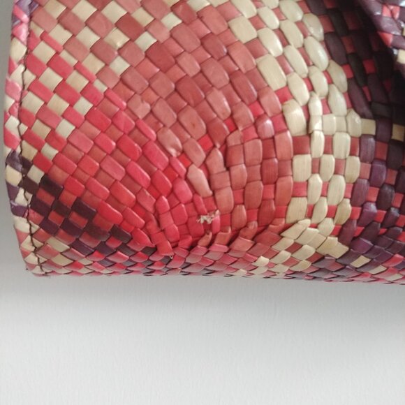 Paper straw woven shoulder baguette bag brown red tan cream buckle front - Picture 5 of 16